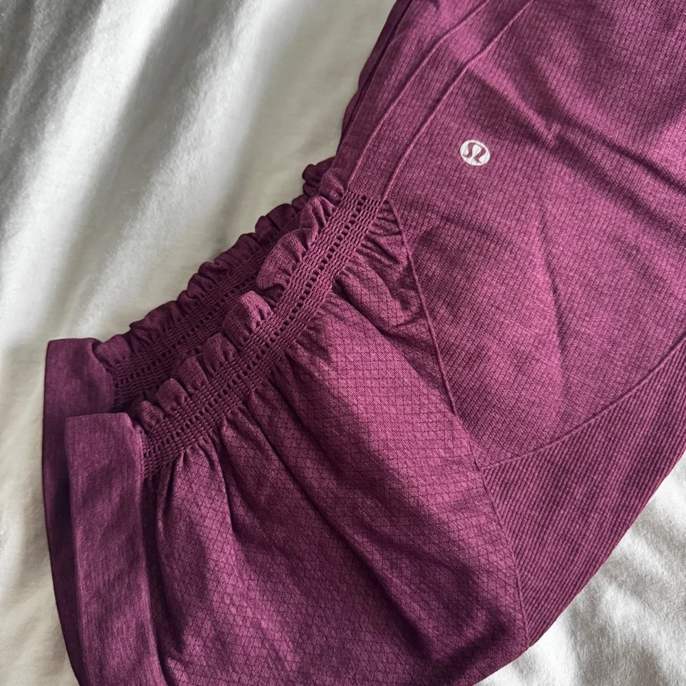 1 Lululemon In The Flow Crop II - Heathered Bordeaux Drama